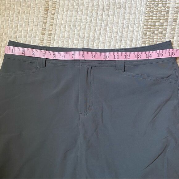 Eddie Bauer | Adventurer 2.0 Gray Skort, Size 4 - Picture 11 of 13